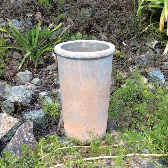 Planter Pot - Picture 2 of 8